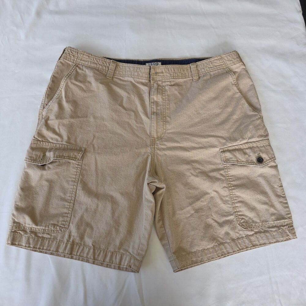 IZOD Khaki Bermuda Shorts Size 36 Cargo Pocket